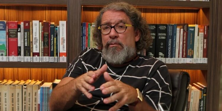 “Ciro Nogueira nunca recebeu mesada de Vorcaro”, explica advogado