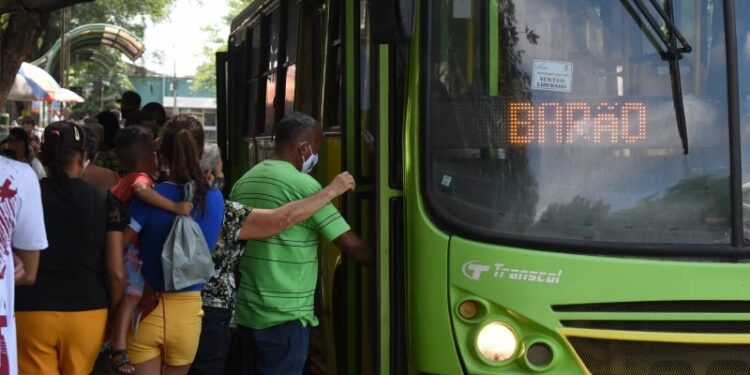 Governo Federal libera mais de R$ 1 bi para transporte público no Brasil; Teresina fica de fora