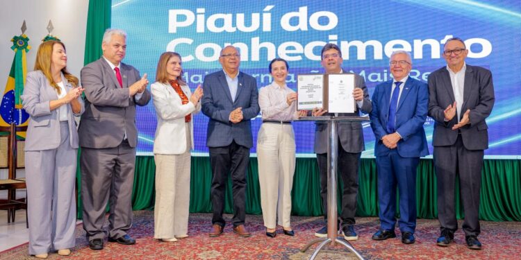 Governador lança pacote histórico de investimento em pesquisa e inovação; editais, parcerias e projetos somam R$ 70 milhões