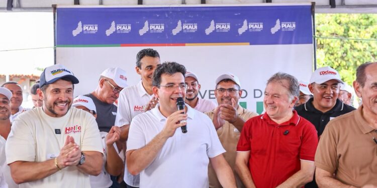 Governador entrega obras de asfaltamento em Hugo Napoleão e anuncia meta de 100% da zona urbana pavimentada