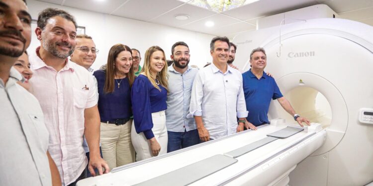 Com R$ 1,3 bilhão na saúde e obras em todo o estado, Ciro Nogueira lidera envio de recursos ao Piauí