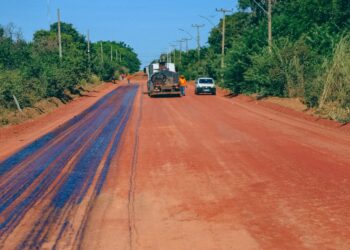 Governador monitora obras de pavimentação em Uruçuí e reforça investimentos em infraestrutura e qualificação