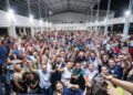 Multidão recebe Joel Rodrigues e Ciro Nogueira em encontro na zona sul de Teresina