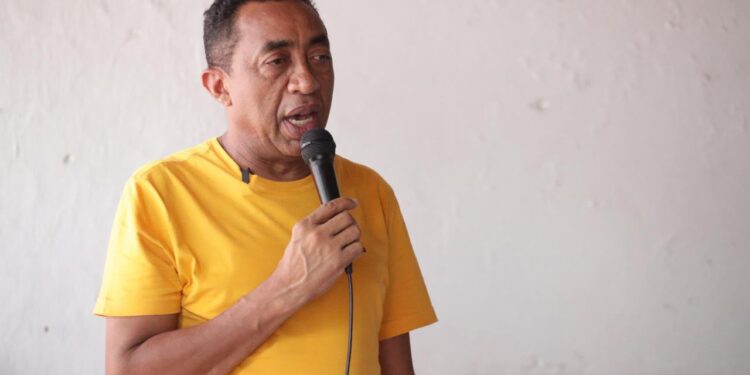Perguntado por eleitor, Joel chama “taxa do sol” cobrada por Rafael Fonteles de “imoralidade”