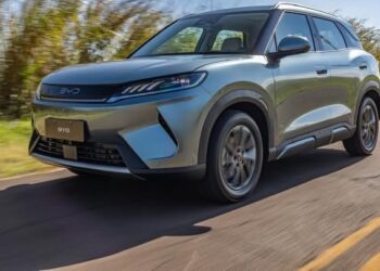 AUTOMÓVEIS: Atto 2 DM-i Flex é o primeiro híbrido plug-in flex da BYD