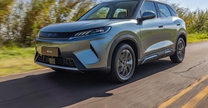 AUTOMÓVEIS: Atto 2 DM-i Flex é o primeiro híbrido plug-in flex da BYD