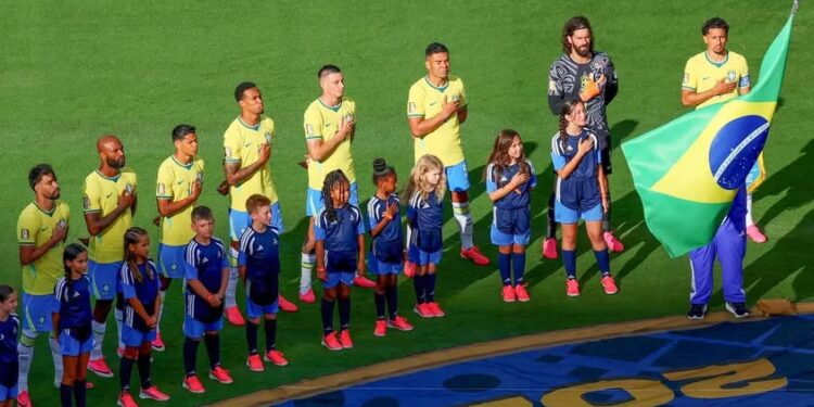Guia da Copa: NY Times elege o hino do Brasil o mais bonito entre os países do mundial