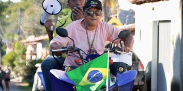 Com megafone e quadriciclo, Joel Rodrigues aposta no corpo a corpo em Cristalândia