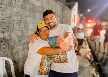 Draga Alana participa de agenda intensa em comunidades de Teresina