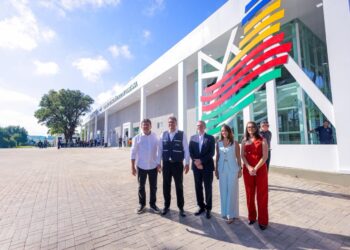 Governador inaugura Central de Diagnóstico para ampliar acesso a exames especializados em Teresina e região