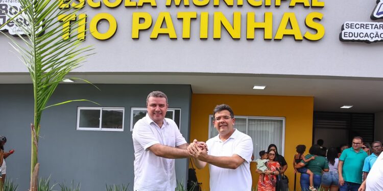 Governador anuncia que 100% das ruas da zona urbana de Bom Jesus serão asfaltadas
