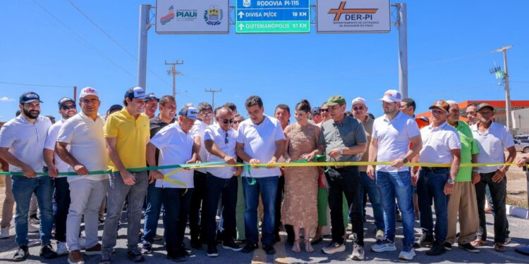 Governador entrega asfalto da PI-115 em Assunção do Piauí e amplia acesso com o Ceará