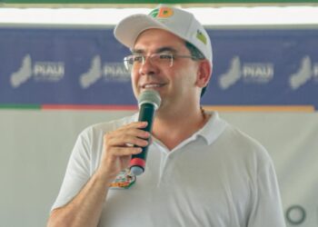 Governador entrega asfalto e acompanha andamento de obras em Picos e região nesta sexta (5)