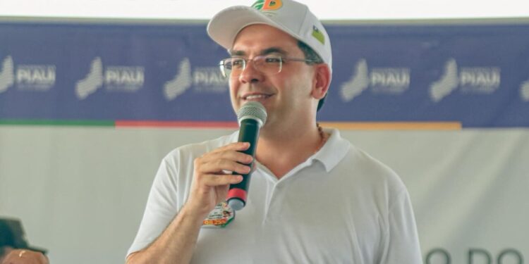 Governador entrega asfalto e acompanha andamento de obras em Picos e região nesta sexta (5)