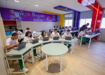 Piauí alcança 150 municípios sem mortes violentas, entrega 200 escolas padrão ouro e inicia maior asfaltamento de Teresina