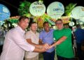Joel Rodrigues tem contato direto com o povo durante festejos de Campo Maior