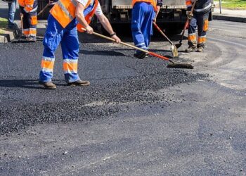 Governo do Estado asfalta ruas e amplia infraestrutura urbana em Santo Antônio de Lisboa