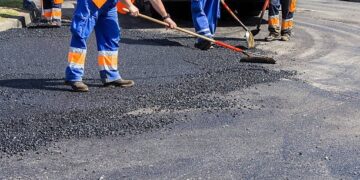 Governo do Estado asfalta ruas e amplia infraestrutura urbana em Santo Antônio de Lisboa