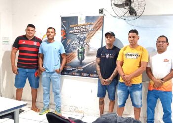 Hugo Napoleão realiza curso gratuito de mecânica de motos e amplia oportunidades de qualificação profissional