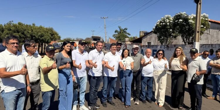 Governador vistoria obras e reforça investimentos na Serra da Capivara