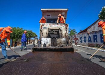 Governador acompanha recuperação da PI-144 e destaca investimentos em infraestrutura