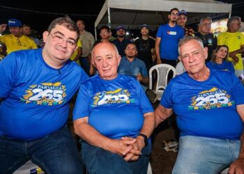 Júlio César recebe reforço com adesão do Prefeito Miguelão de Parnaguá