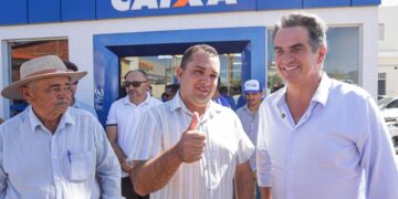 Prefeito de Simplício Mendes agradece a Ciro por agência da Caixa, que vai atender a região